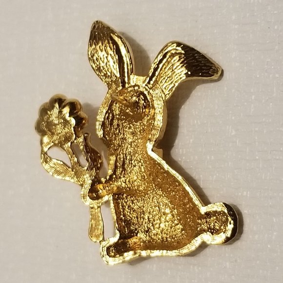 Vtg goldtone Avon bunny pin w pink enamel rhinestone flower - Picture 9 of 9
